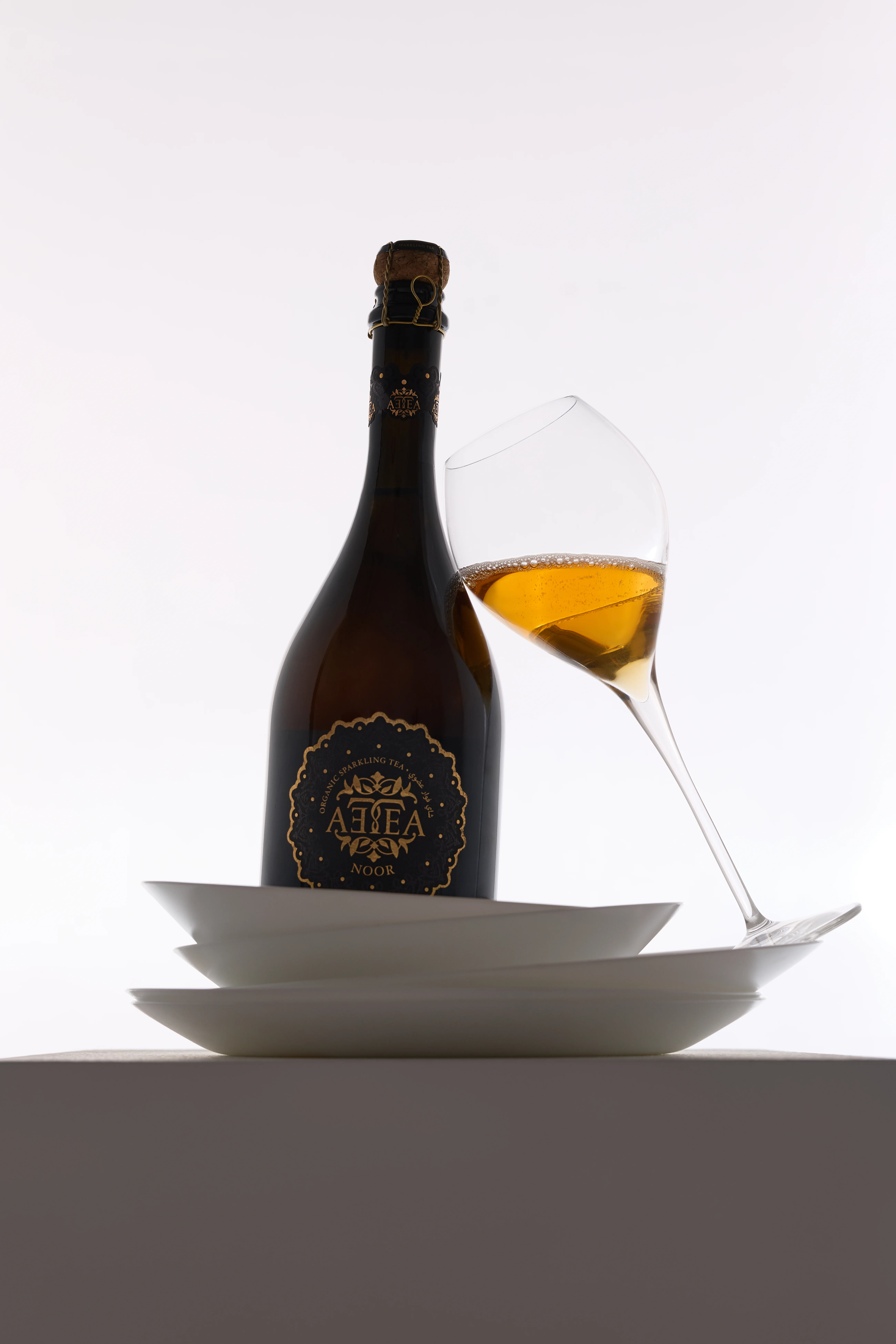 Sparkling Tea vs. Non-Alcoholic Wine